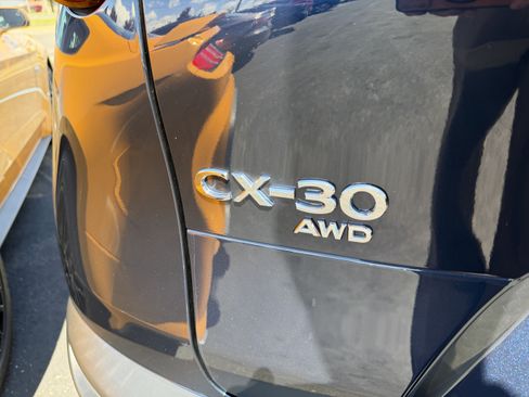 Used 2025 MAZDA CX-30 AWD 2.5 S w/ Preferred Package image 9