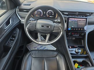 Used 2024 Jeep Grand Cherokee L Limited w/ Luxury Tech Group II video 3