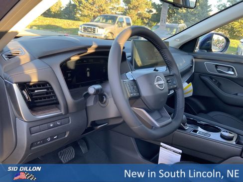 New 2026 Nissan Rogue Platinum w/ Platinum Premium Package image 6