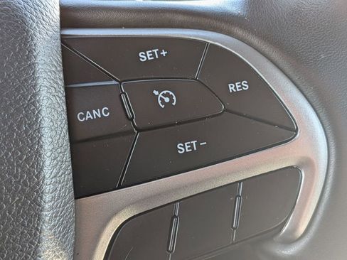 Used 2022 Jeep Grand Cherokee Laredo X AWD/4WD image 21