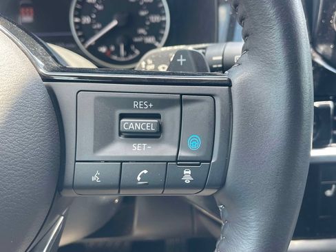 Used 2023 Nissan Pathfinder SL w/ Lighting Package (N92) AWD/4WD image 25