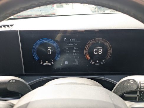 Used 2024 Hyundai Santa Fe SE image 28