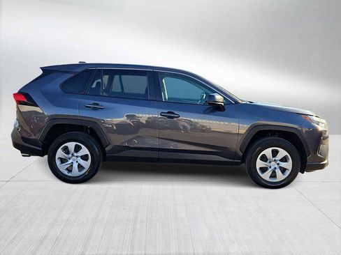 Used 2024 Toyota RAV4 LE image 9