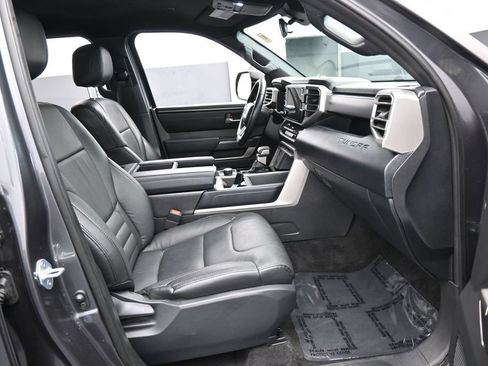 Used 2025 Toyota Tundra SR5 w/ SR5 Convenience Package AWD/4WD image 40