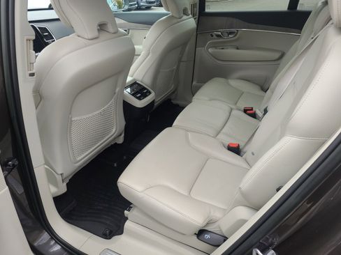 Used 2023 Volvo XC90 B6 Plus w/ Protection Package image 35