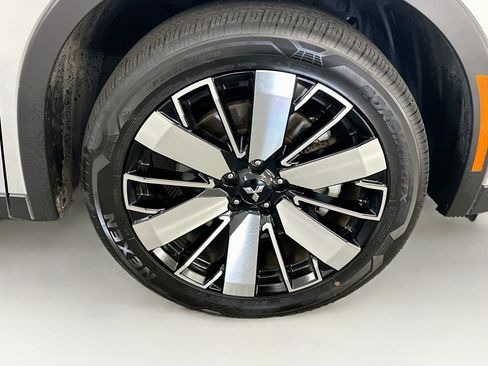 Used 2025 Mitsubishi Outlander SE AWD/4WD image 11