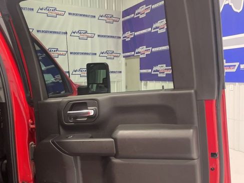 Used 2025 Chevrolet Silverado 2500 Custom w/ Custom Convenience Package image 32