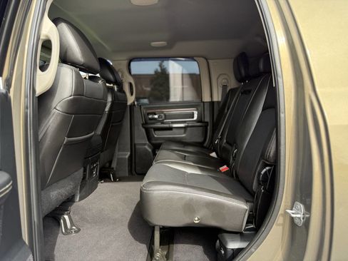 Used 2015 RAM 2500 Laramie w/ Protection Group image 17