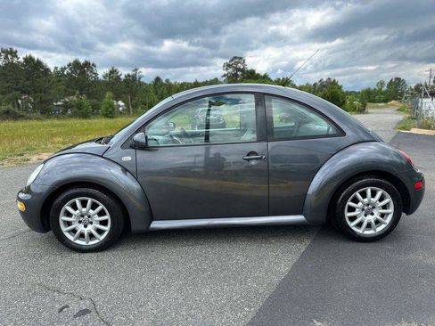 Used 2003 Volkswagen Beetle GL FWD image 4