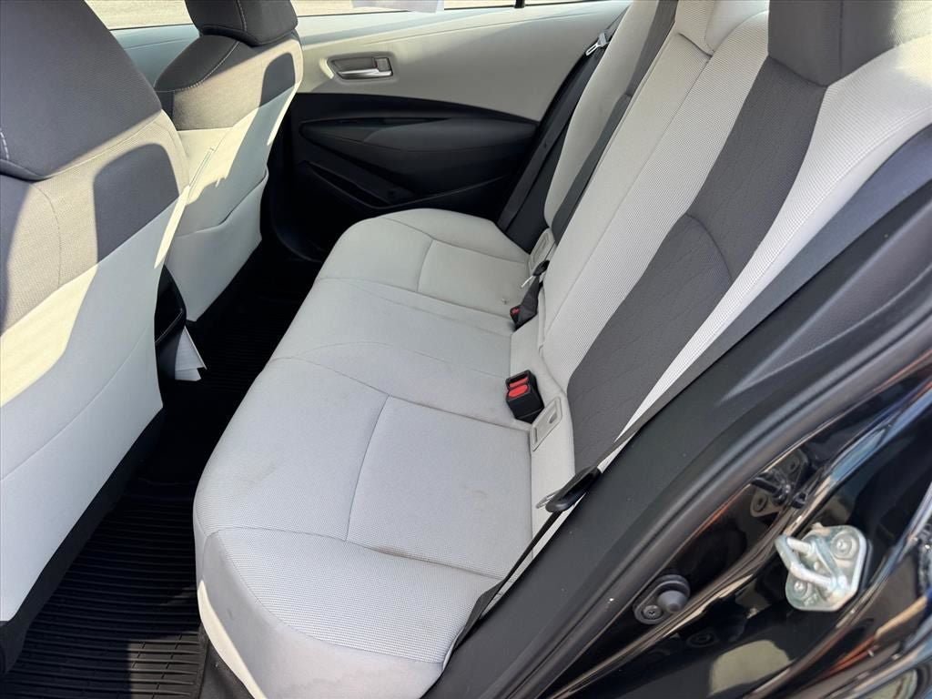 Used 2020 Toyota Corolla LE FWD image 13