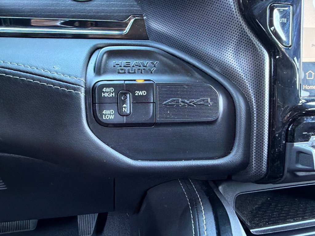 Used 2022 RAM 3500 Limited AWD/4WD image 13