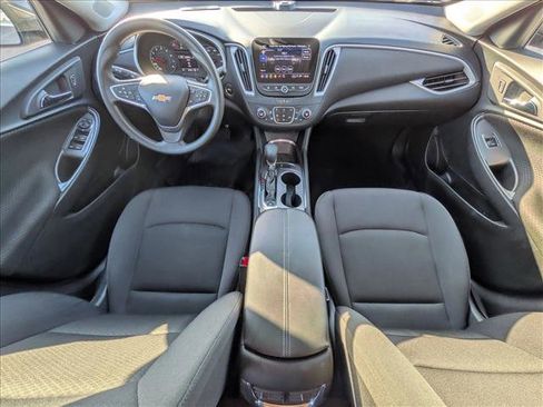 Used 2023 Chevrolet Malibu LT image 18