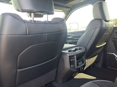 Used 2025 RAM 2500 Laramie w/ Night Edition image 27