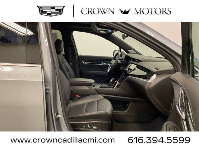 Certified 2023 Cadillac XT6 Premium Luxury AWD/4WD image 25