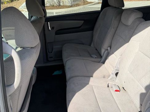 Used 2014 Honda Odyssey EX image 7