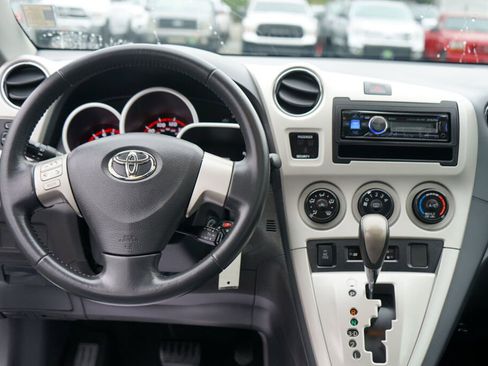 Used 2009 Toyota Matrix S AWD/4WD image 12