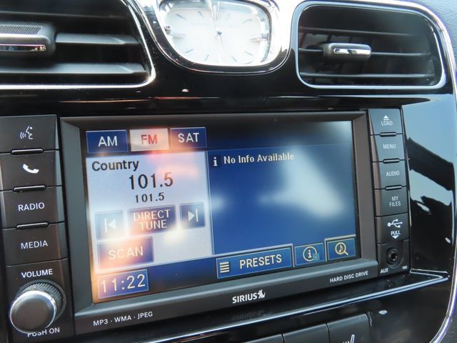 Used 2011 Chrysler 200 Limited FWD image 22