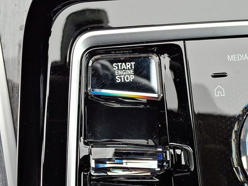 Certified 2023 BMW 760i xDrive 760i xDrive image 28