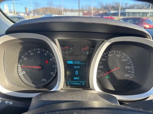 Used 2015 Chevrolet Equinox LS image 19
