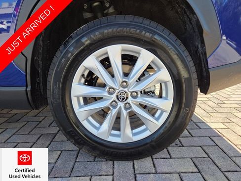 Used 2023 Toyota Corolla Cross LE FWD image 20