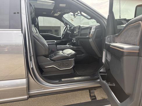 Used 2024 Ford F350 Platinum image 10