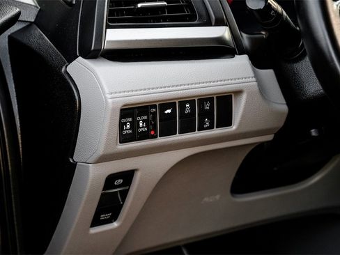 Used 2020 Honda Odyssey EX-L image 25