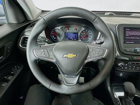 Used 2024 Chevrolet Equinox LT w/ LPO, Floor Liner Package FWD image 11