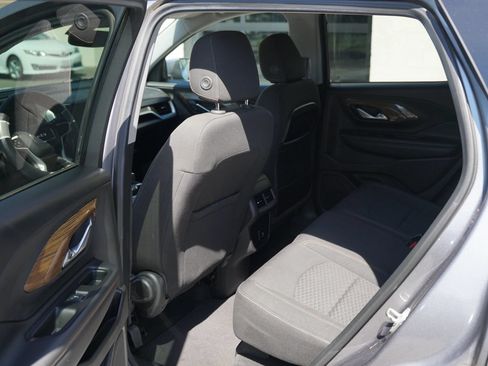 Used 2018 GMC Terrain SLE FWD image 18