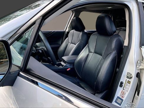 Used 2020 Subaru Outback Limited XT image 17