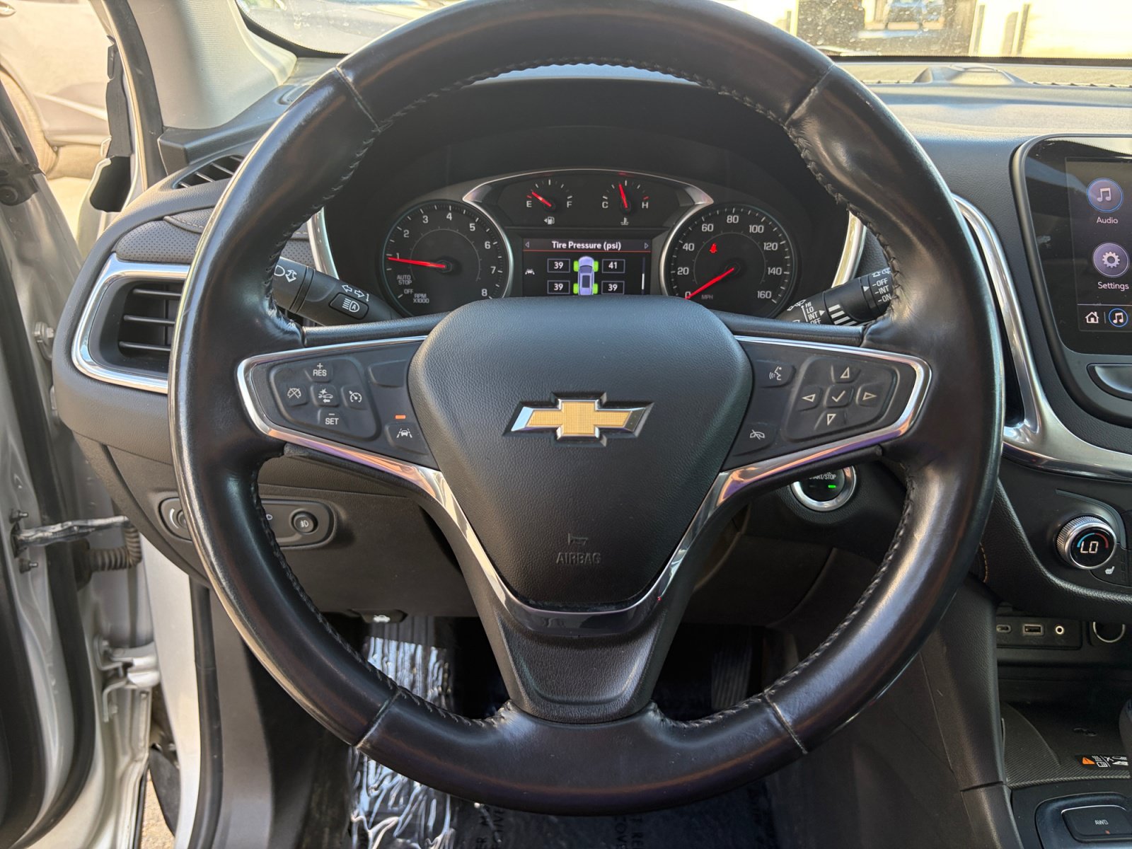 Used 2020 Chevrolet Equinox Premier AWD/4WD image 9