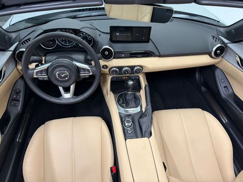 Used 2024 MAZDA MX-5 Miata Grand Touring w/ Appearance Package image 15