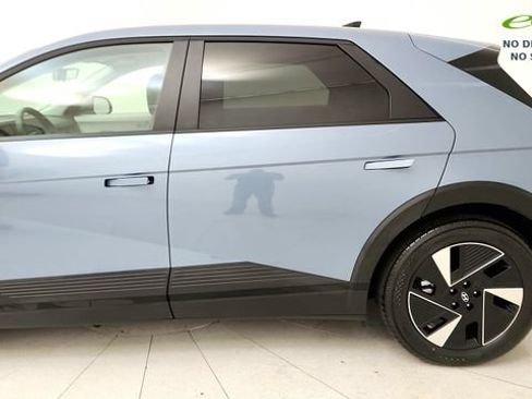 Used 2026 Hyundai Ioniq 5 SE RWD image 23