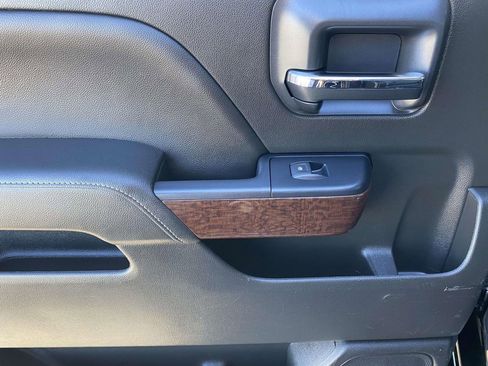 Used 2018 GMC Sierra 1500 SLT image 13