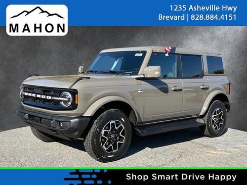 New 2025 Ford Bronco Outer Banks image 1