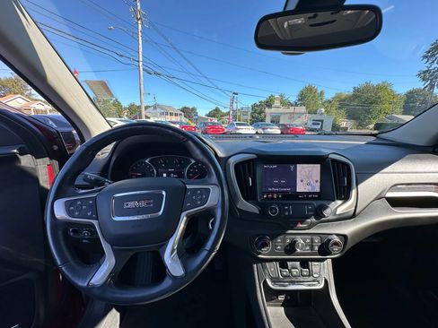 Used 2019 GMC Terrain Denali w/ Advanced Safety Package AWD/4WD image 15