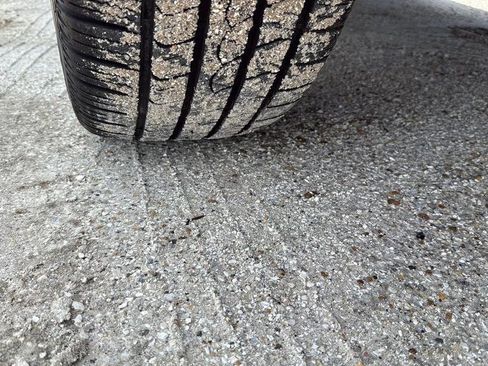 Used 2020 Volkswagen Tiguan SEL image 12