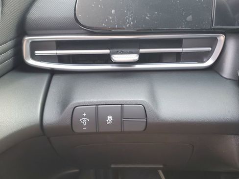 New 2026 Hyundai Elantra Limited FWD image 21