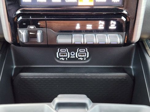 Used 2023 RAM 1500 Limited w/ Body Color Bumper Group image 29