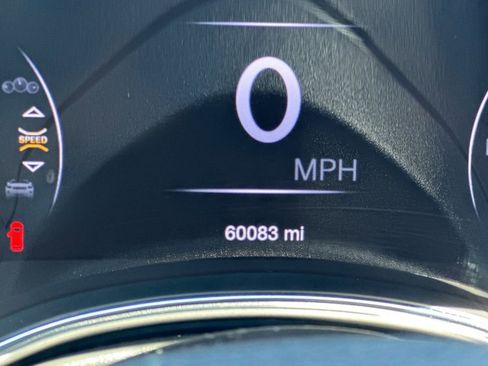 Used 2019 Jeep Grand Cherokee Limited RWD image 29