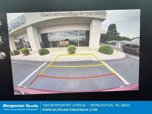 Used 2024 Hyundai Elantra SEL FWD image 25