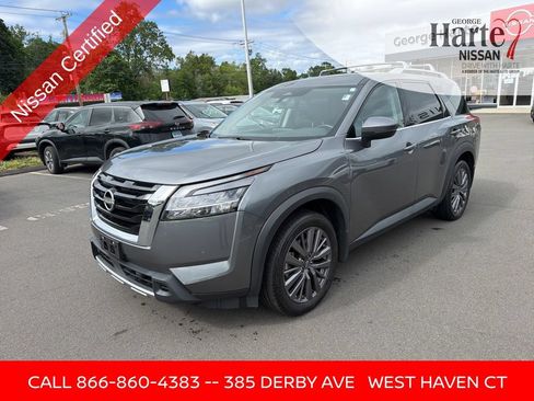 Certified 2023 Nissan Pathfinder SL w/ SL Premium Package AWD/4WD image 3