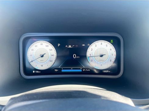 Used 2022 Hyundai Kona Limited w/ Cargo Package AWD/4WD image 12