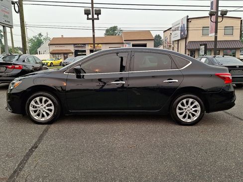 Used 2019 Nissan Sentra SV FWD image 2