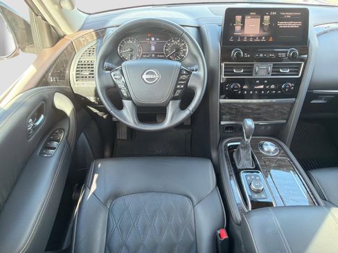 Used 2024 Nissan Armada Platinum w/ Captain's Chairs Package image 17