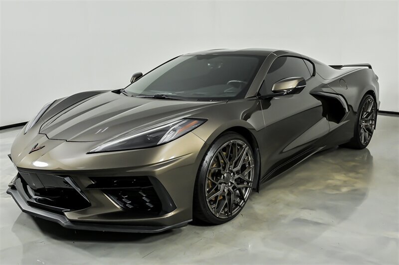 Used 2021 Chevrolet Corvette Stingray Preferred Cpe w/ Z51 Performance Package RWD image 5
