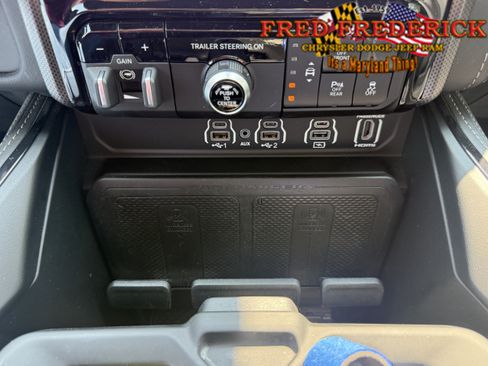 Used 2025 RAM 1500 Limited w/ Trailer Tow Group AWD/4WD image 12