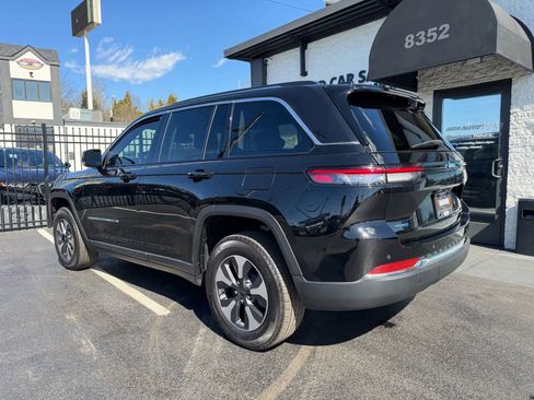 Used 2022 Jeep Grand Cherokee Limited 4xe AWD/4WD image 7