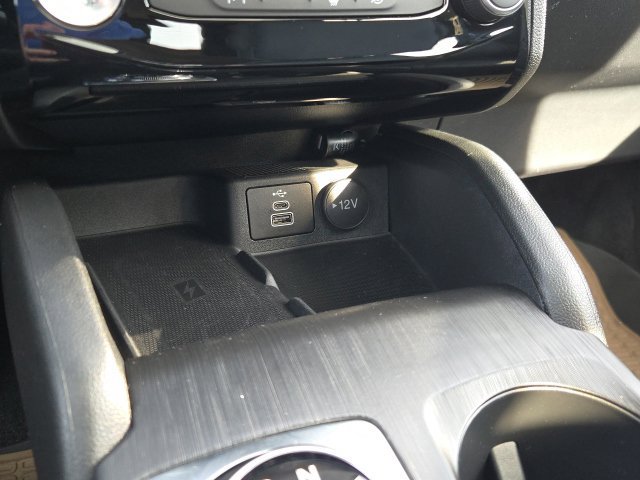 Used 2024 Ford Escape SE w/ PHEV Premium Package FWD image 16
