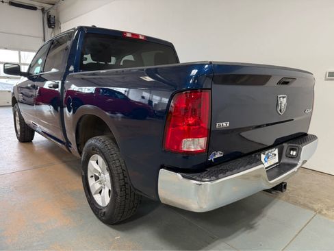 Used 2022 RAM 1500 Classic SLT w/ Protection Group AWD/4WD image 3