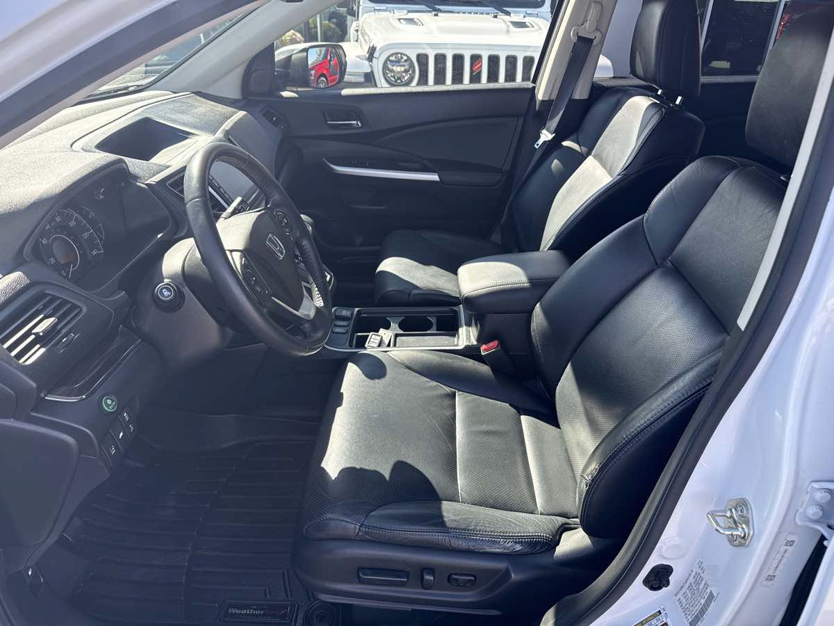 Used 2016 Honda CR-V Touring image 12